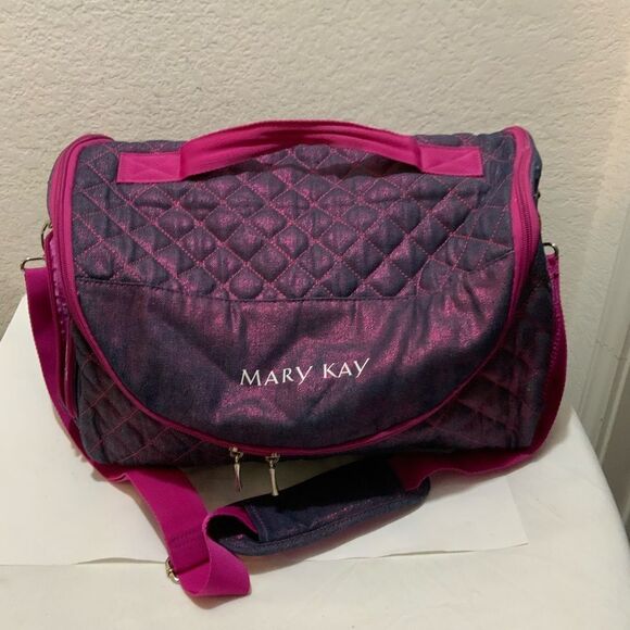 MARY KAY LARGE DUFFLE STYLE CARRY ON BAG FLORESCENT PINK - Picture 1 of 11